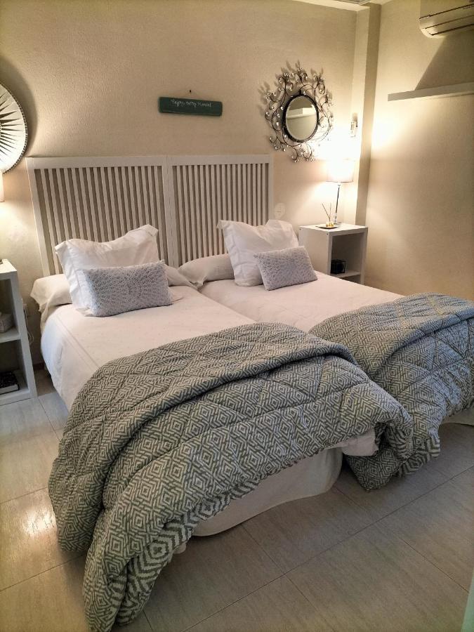 Apartamentos Flamenco B&B セビリア エクステリア 写真