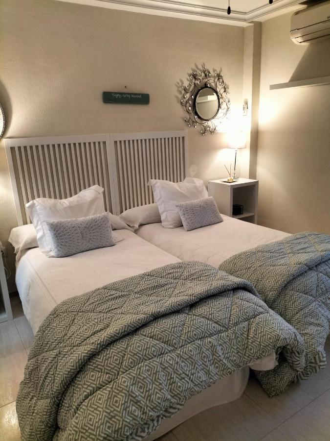 Apartamentos Flamenco B&B セビリア エクステリア 写真
